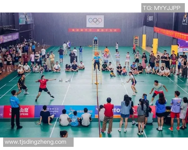 重庆羽毛球队的默契配合与战术探讨聚焦团队协作的重要性